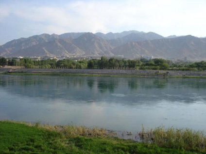 Unde este râul Syr Darya fotografia și descrierea râului Syr Darya