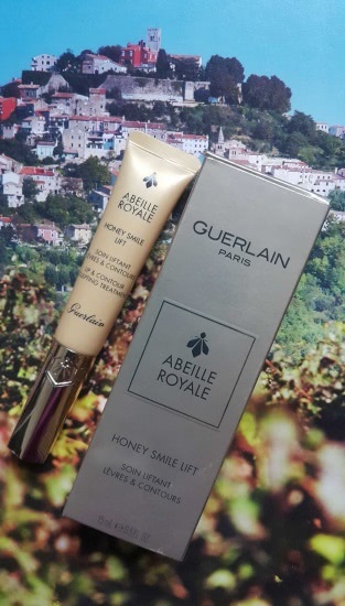 Guerlain abeille royale miere de zâmbet ridicarea de îngrijire pentru modelarea buzelor contur