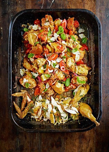 Olasz saláta csirke- és panzanella-paradicsommal, jamie oliver receptje