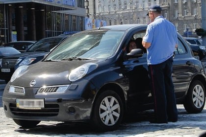 Care este sancțiunea pentru șoferii fără lumină redusă?