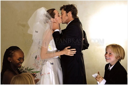 Cum a fost nunta lui Angelina Jolie și Brad Pieta