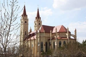 Як виглядає католицький храм, the catholic church in karaganda