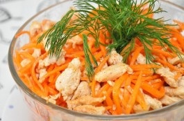 Ananáska csirke - egy recept egy fotóval, hogyan kell főzni egy finom otthonban