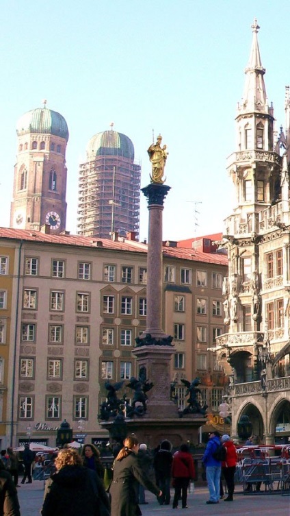 Marienplatz din München - o recenzie și o fotografie