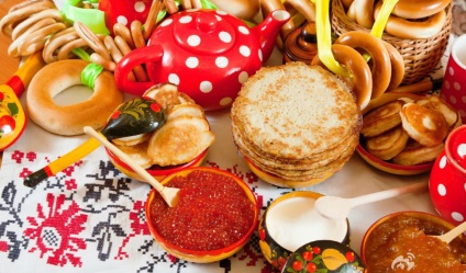 Maslenitsa 谢 肉 节, școala de limbă chineză din Sochi mayachina