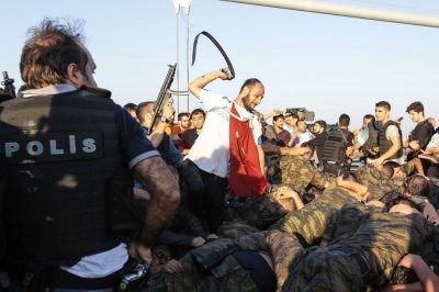 Masonii, islamiștii și de ce lovitura militară din Turcia a eșuat