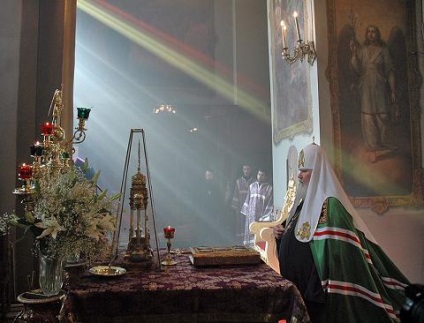 Rectorul Arhiepiscopul Mihail Mihailov despre Preasfințitul Patriarh al Moscovei și al întregii Rusii Alexy ii