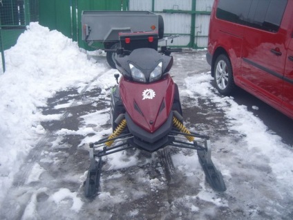 Descrierea gamei de snowmobile armada