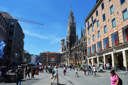 Piața Marienplatz