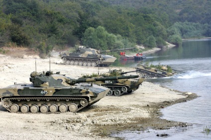 Diviziile întăresc tancurile și unitățile de artilerie autopropulsate - în blog - armata și