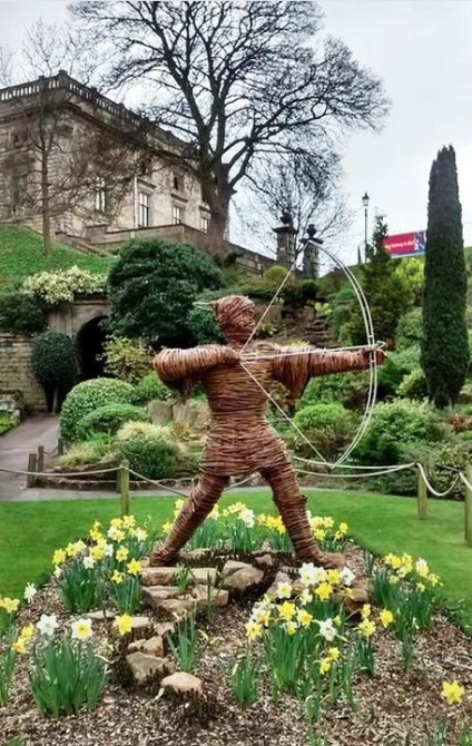 Pe urmele legendarului Robin Hood din Nottingham, salut, Londra