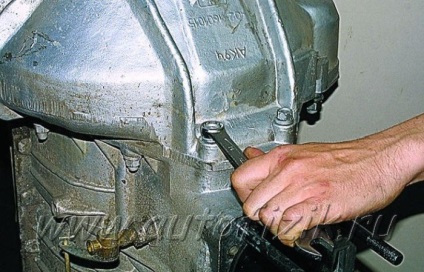 Demontarea și asamblarea motorului motorului