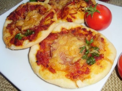 A mini pizza receptje otthon, kanál-sütemény receptek és ételek