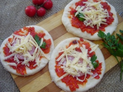 A mini pizza receptje otthon, kanál-sütemény receptek és ételek