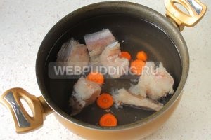 Supă de pește din merluciu, o rețetă cu o fotografie, cum să gătești