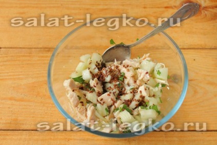 Saláta csirke és dinnye recepttel egy fotóval