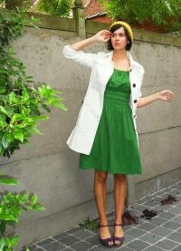 Cu ce ​​să poarte o rochie verde