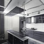 Perdele pentru bucătărie în stilul de idei de design de înaltă tehnologie, perdele pentru ferestre