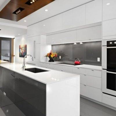 Perdele pentru bucătărie în stilul de idei de înaltă tehnologie pentru decorare