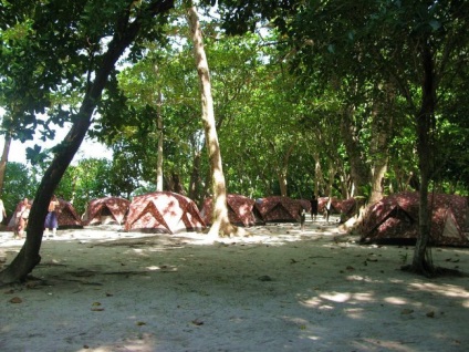 Insulele Similan, restul pe insulele Similans independent