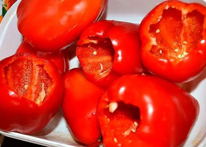 Ardei dulce în pasta de tomate pentru iarna - retete clasice