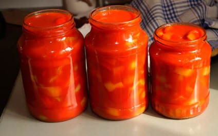 Ardei dulce în pasta de tomate pentru iarna - retete clasice