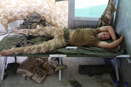 Soldatul este adormit, iar slujba este pe, și vis pacem, para bellum!