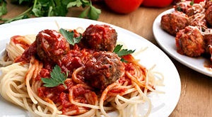 Spagetti csirkemell krémmártással recept