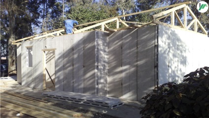 Constructii de case din polimer beton