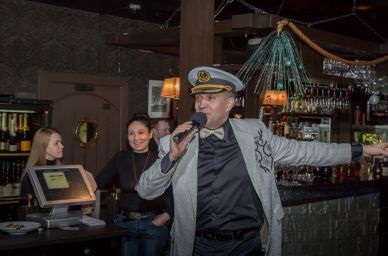 Toastmaster la sărbătoarea lui Alexander Seliverstov - organizarea și desfășurarea nunților - care duce la nuntă