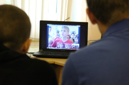 Podul spațial - Copiii de la Moscova s-au întâlnit cu elevii din Donbass, esența timpului