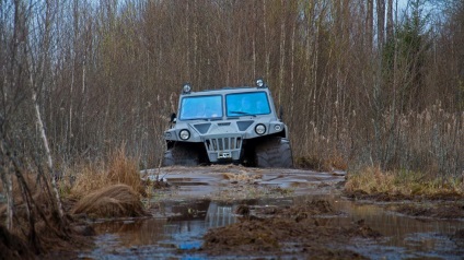 Unitatea de testare a vehiculului de teren pentru toate tipurile de teren (hanta-husky)