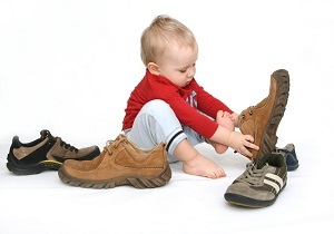 Pantofi confortabili pentru copii, haine pentru copii