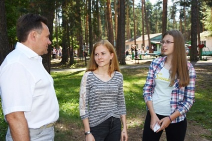 Valery Saveliev și Yury Proshkin au verificat organizarea sărbătorilor de vară pentru copii în tabere - proteine ​​- și