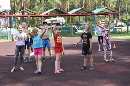 Valery Saveliev și Yury Proshkin au verificat organizarea sărbătorilor de vară pentru copii în tabere - proteine ​​- și