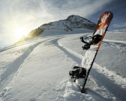 Tipurile de snowboarduri sunt universale, pentru freeride, pentru freestyle