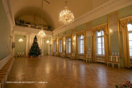 Anichkov palota - Pietrothal jár