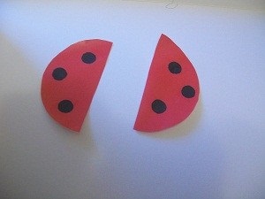 Ladybug - aplicare de hârtie și trage în etape, familie și mama