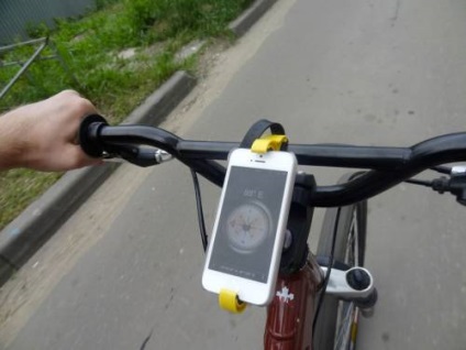 Suportul pentru telefonul de pe bicicletă care se fixează pe volan (capac și suport)