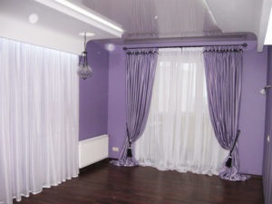 Purple perdele în interior - 50 de fotografii de opțiuni de design