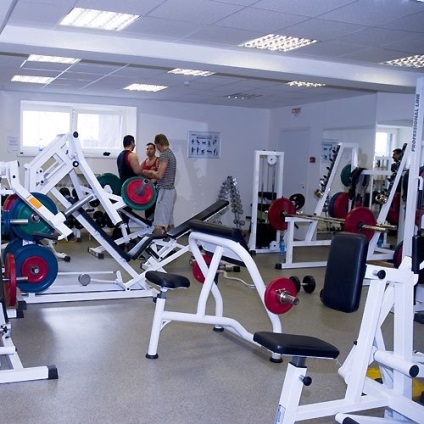 Fitness csoport a Merchetino, Szentpétervár, kis Balkán utca, ház 26 fitneszközpont, sportklubok