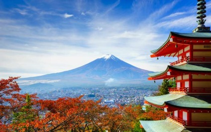 Fuji Sacred Mountain of Japan mituri și legende