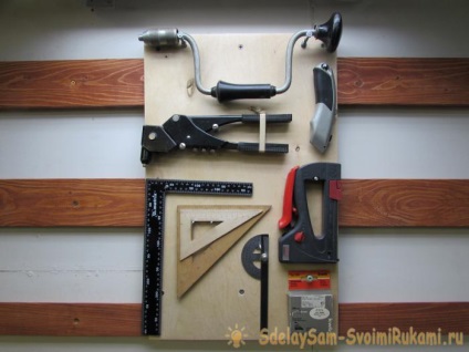 Depozitarea flexibilă a uneltelor în atelierul de acasă, o clasă de masterat cu mâinile proprii