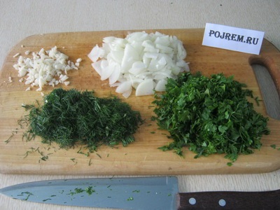 Meleg saláta a padlizsánból - lépésről-lépésre recept a fotóval, hogyan kell főzni