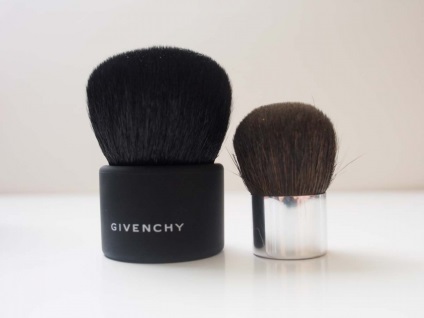 Perie ideală perie-kabuki pe perie-kabuki givenchy le penceau kabuki comparație kabuki și