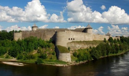 Ивангородская фортеця в Івангород