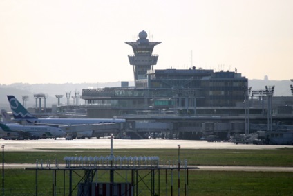 Cum se ajunge de la aeroport spre Paris