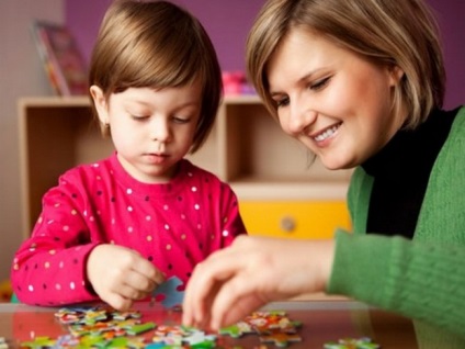 Cum să înveți un copil să joace independent (inclusiv 1-2 ani)