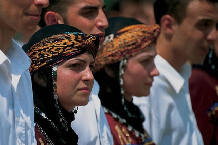 Cum să tratezi Azerbaidjanii armenilor musulmani