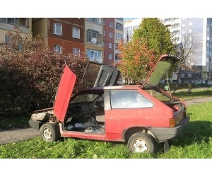 Cum să faci ușile lambo pe un vas